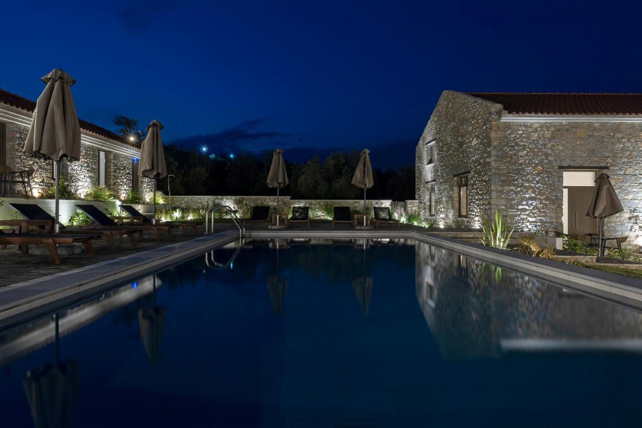 Lichnos Luxury Suites Sourpi Exterior foto