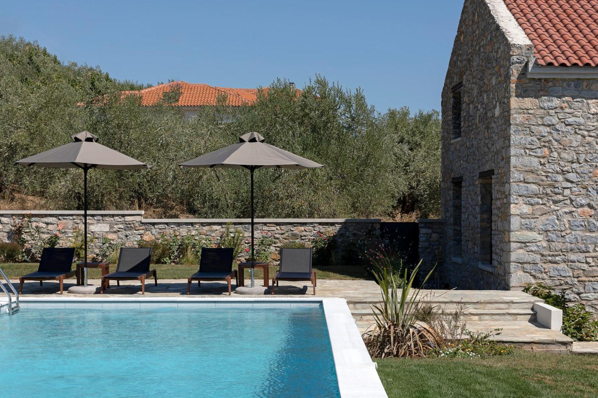 Lichnos Luxury Suites Sourpi Exterior foto